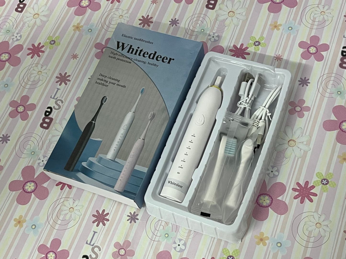 Whitedeer Electric toothbrushes Gifts Ideal for Adult Children and Couples Use USB Fast Charging Waterproof Toothbrush(White)