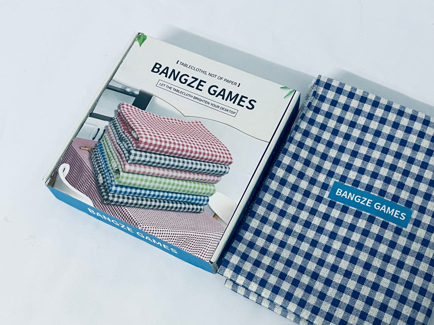 BANGZE GAMES Tablecloths, not of paper Rectangle Plastic Tablecloth 54 x 108 Inches Premium Royal Blue Checkered Decorative Table Cover for Baby Shower, Birthday, Wedding, Indoor and Outdoor use