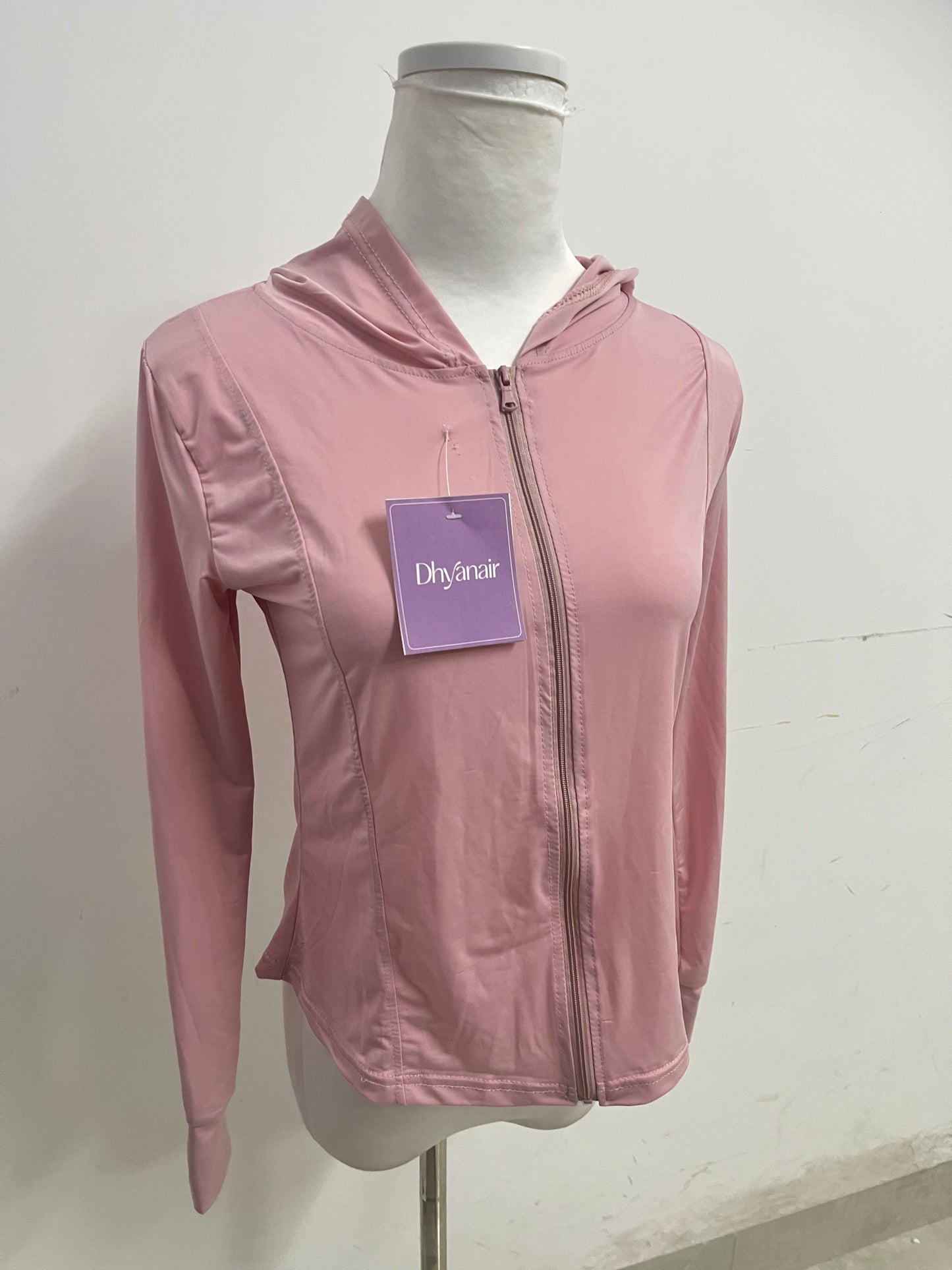 【Dhyanair Light Pink Athletic Hoodie】—— Comfortable & Stylish Activewear Essential