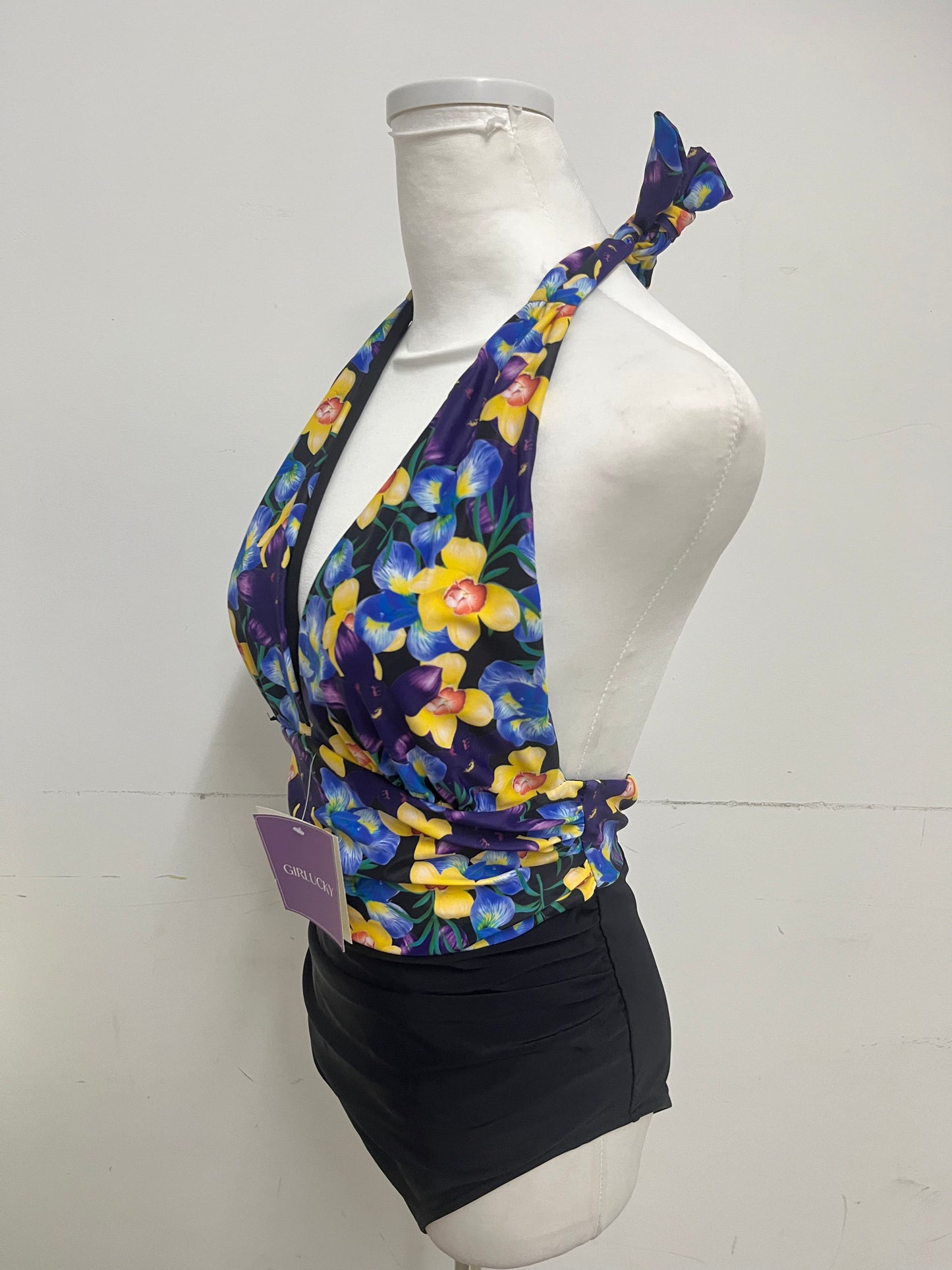 GIRLUCKY Purple Floral Halter One-Piece Swimsuit - Elegance and Vitality Combined, Be the Highlight by the Water