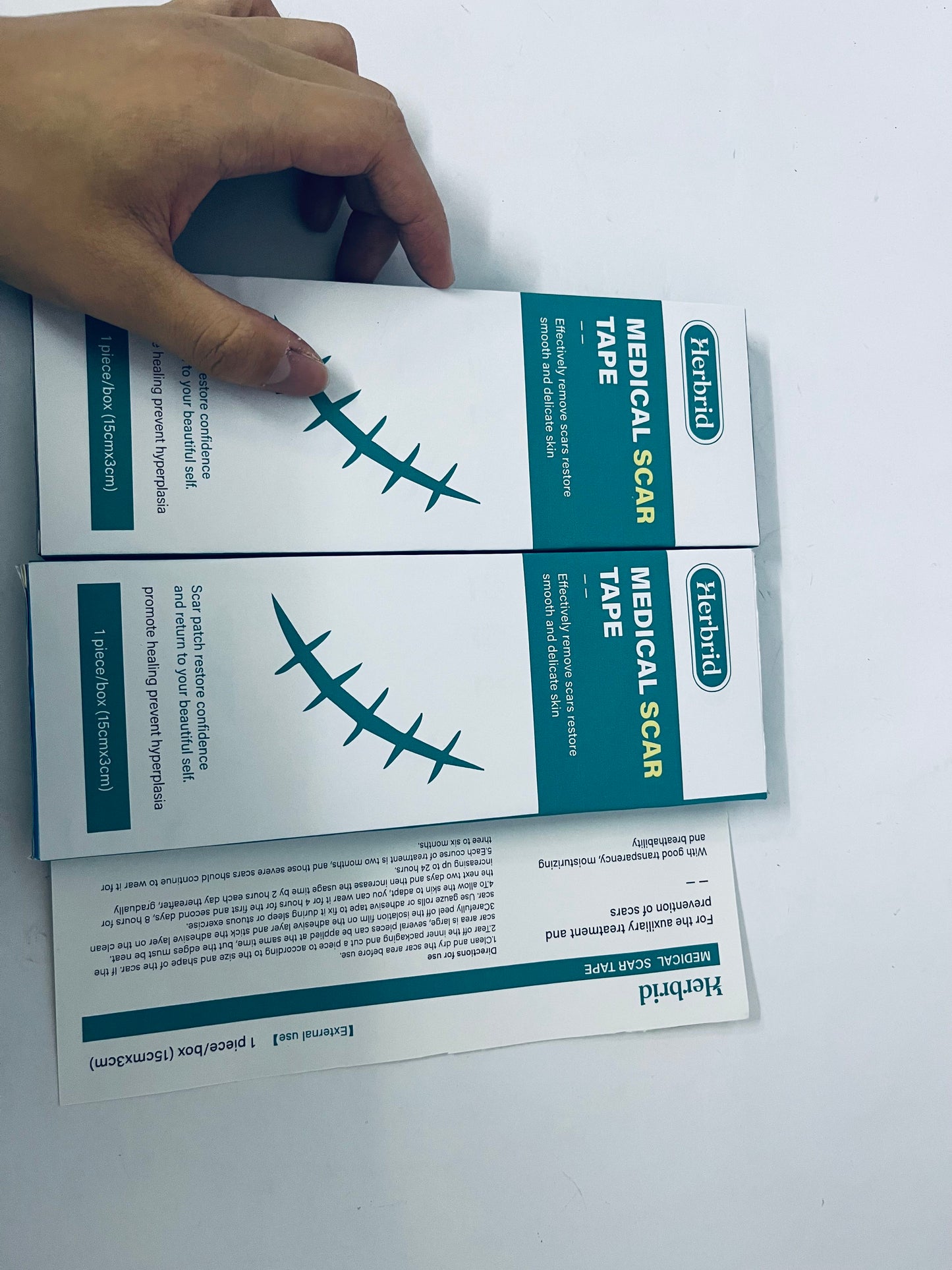 Herbrid Silicone Scar Thicked Sheets, Reuseable Extra Long Scar Strips for Reducing the Appearance of Keloid Bump,Stretch Marks,Burn,Surgical Scar Removal