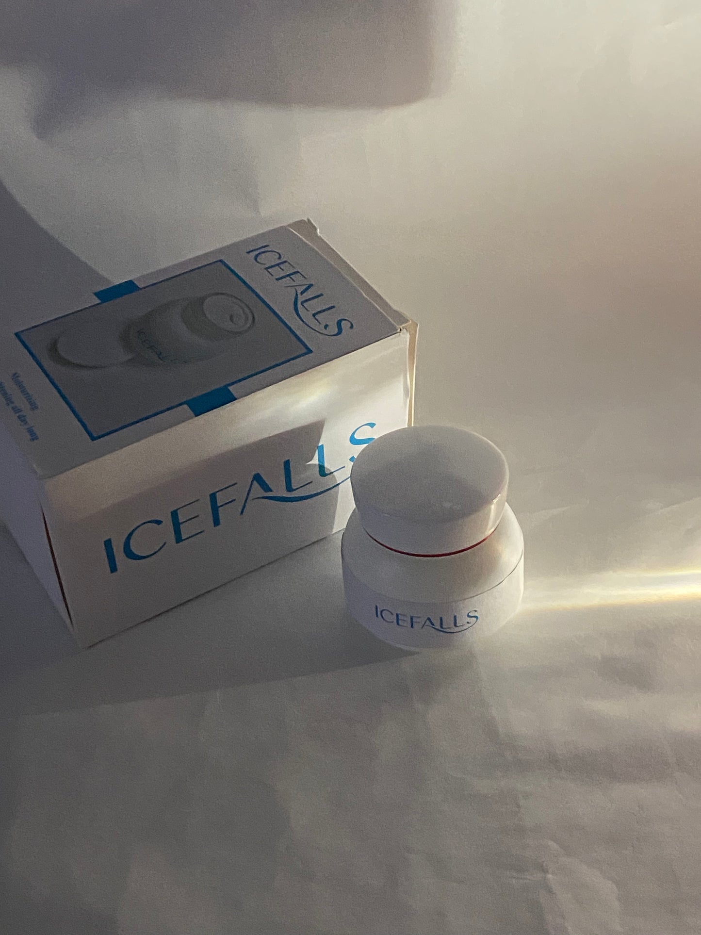 ICEFALLS Face cream Deep Moisturizing Day & Night Cream with Hyaluronic Acid, Panthenol & Allantoin – Anti-Wrinkle & Firming Skincare for Dry Skin
