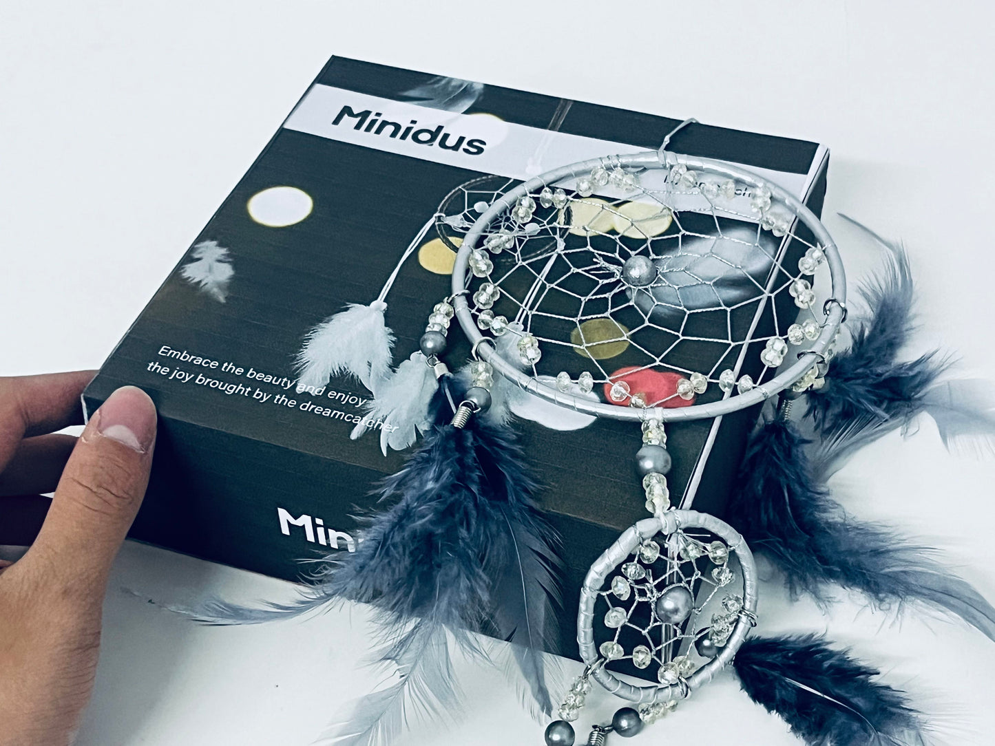 Minidus Dream catchers Silver-Gray Dreamcatcher Mysterious & Elegant Guard Good Dreams An Artistic Choice for Home Decoration and Spiritual Healing