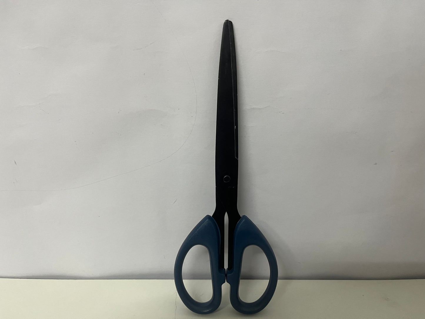 【Powlion Curved Blade Scissors】—— Sharp, Comfortable Cutting for Everyday Tasks