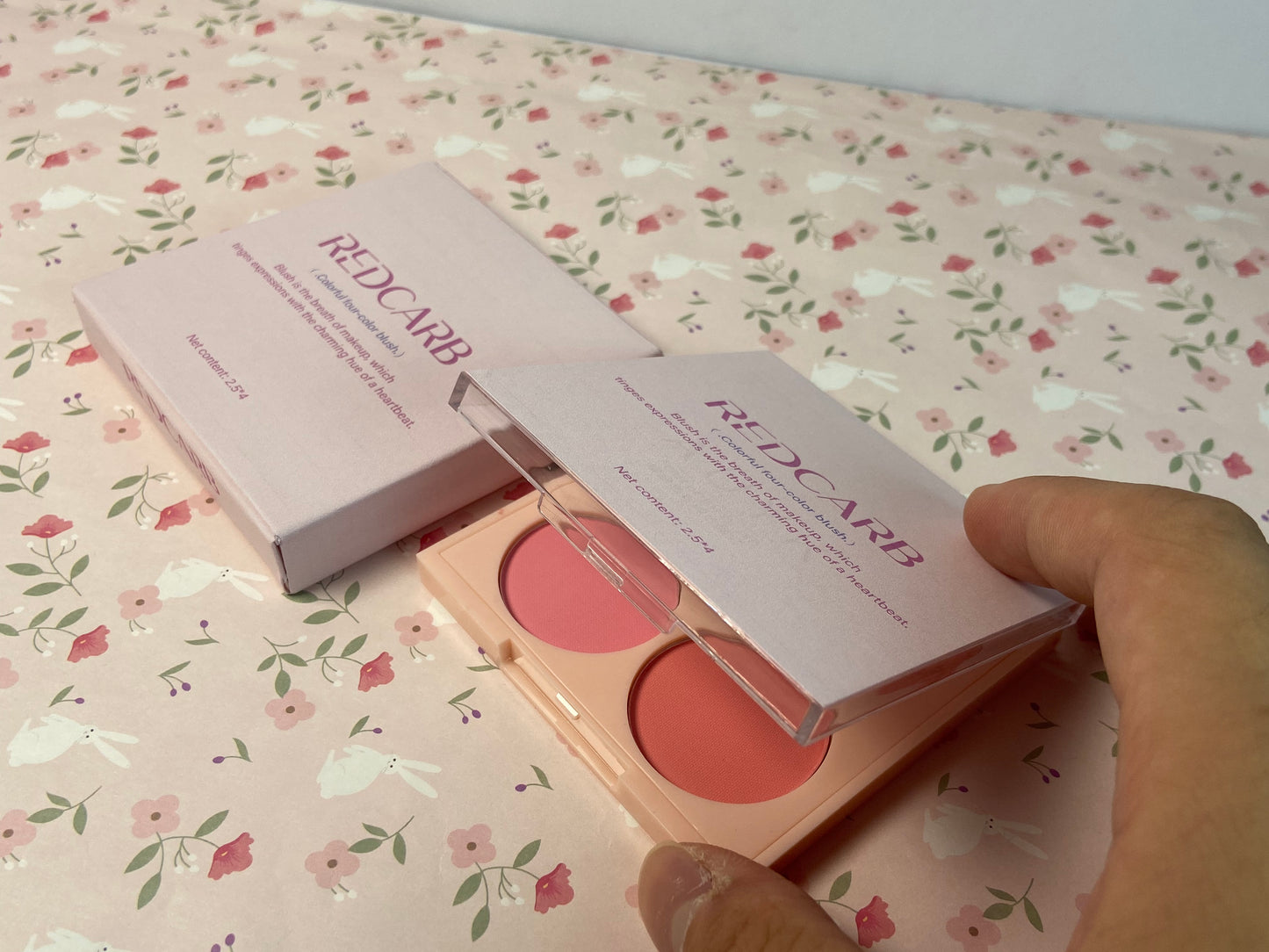 REDCARB Blush 4-pan blush with dimensions 2.5 x 4 (cm/inches),Cruelty-Free Matte Pink and Orange Powder,Shimmer Illuminator Highlighters for a Glowing Look