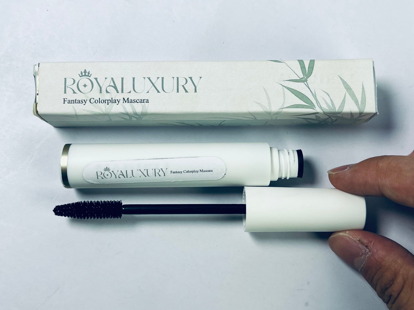 ROYALUXURY Lengthening and Volumizing for a Full Fan Effect,No Clumps, Long-Wearing, Hypoallergenic Mascara For Sensitive Eyes,Feathery Soft Full Lashes