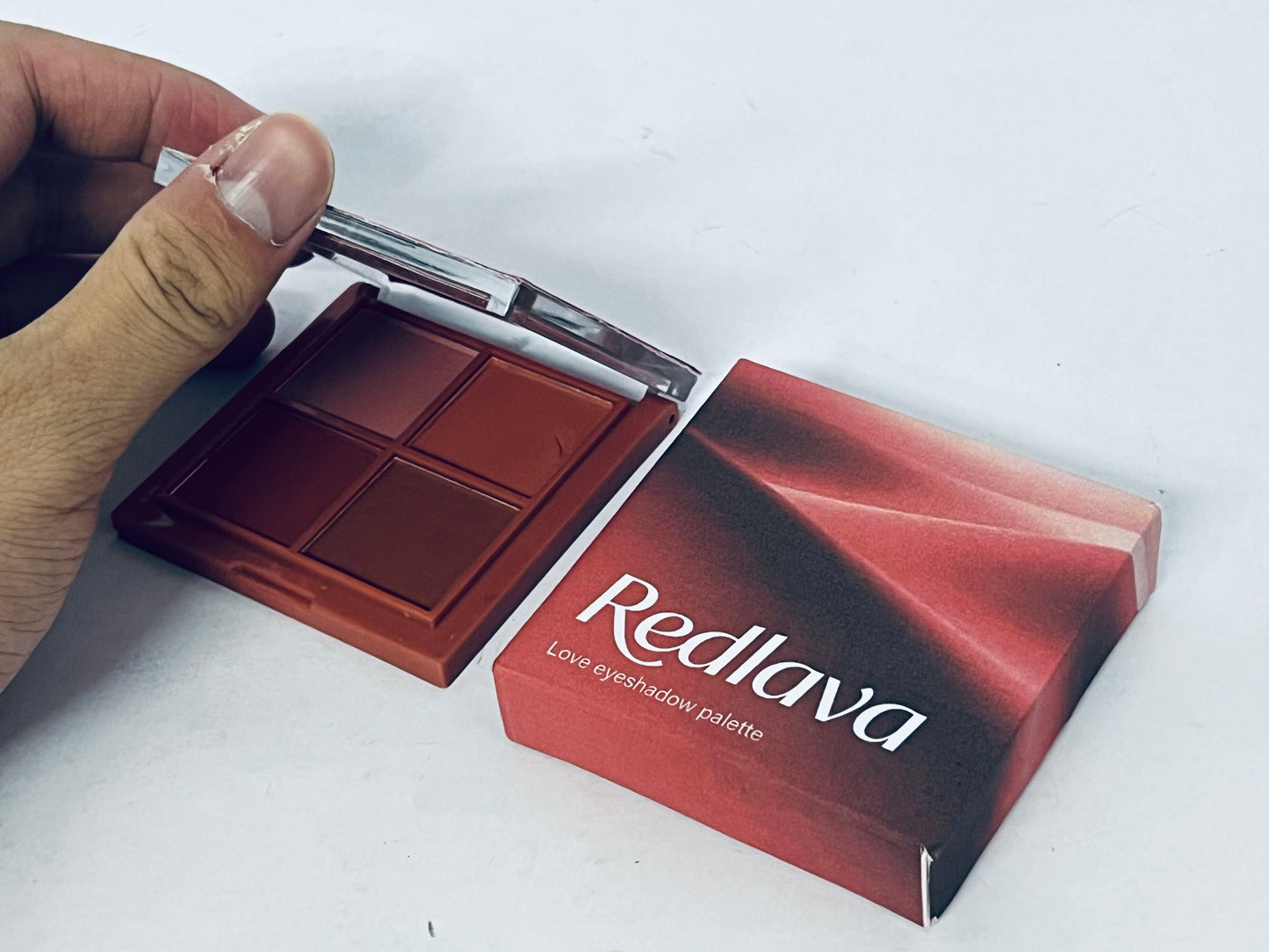 Redlava 4 - Color Eyeshadow Palette, Highly Pigmented & Blendable Matte Eyeshadow, Long - Lasting Eye Makeup Palette for Daily & Party Looks