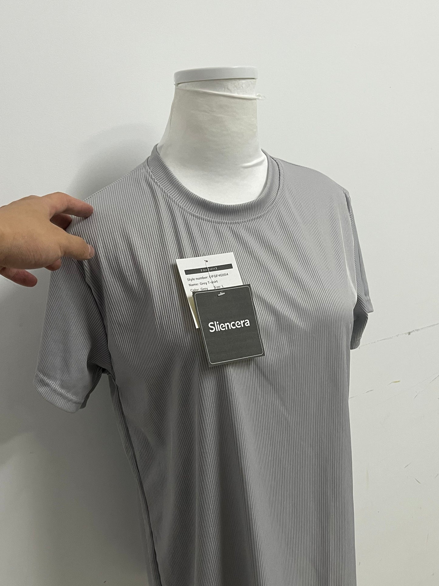 【Sliencera Ribbed Crew Neck T-Shirt】—— Effortless Comfort & Modern Texture