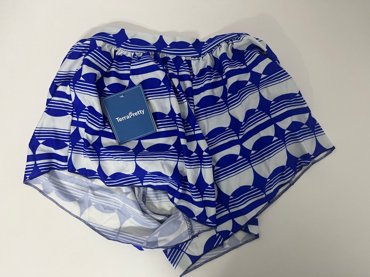 TerraPretty Geometric Print Casual Shorts Trendy & Stylish Comfortable & Skin-Friendly An Eye-Catching Choice for Summer Styling
