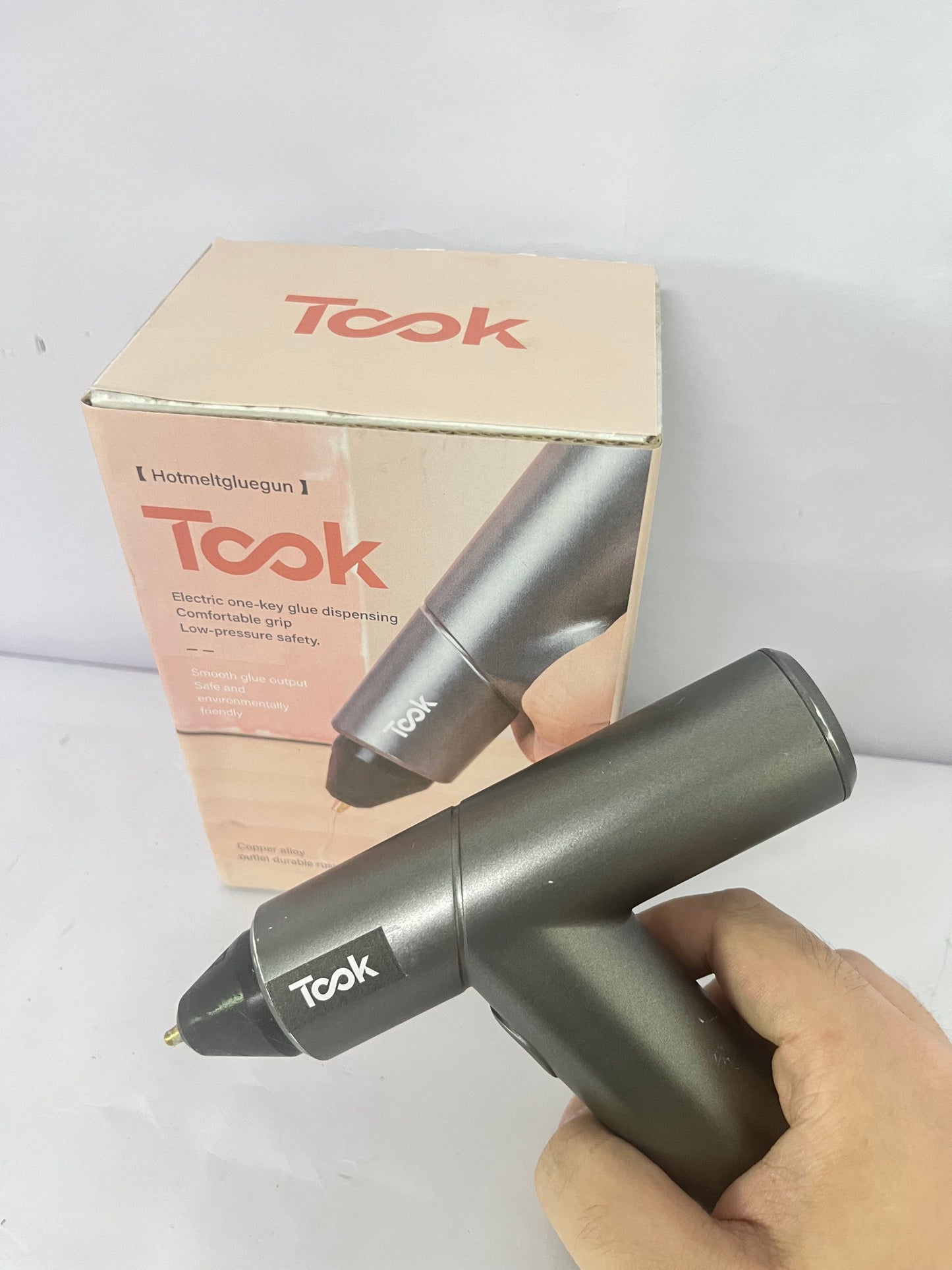 Took Silver black Hot melt glue guns while the balanced design allows the glue gun to stand upright for easy use and storage