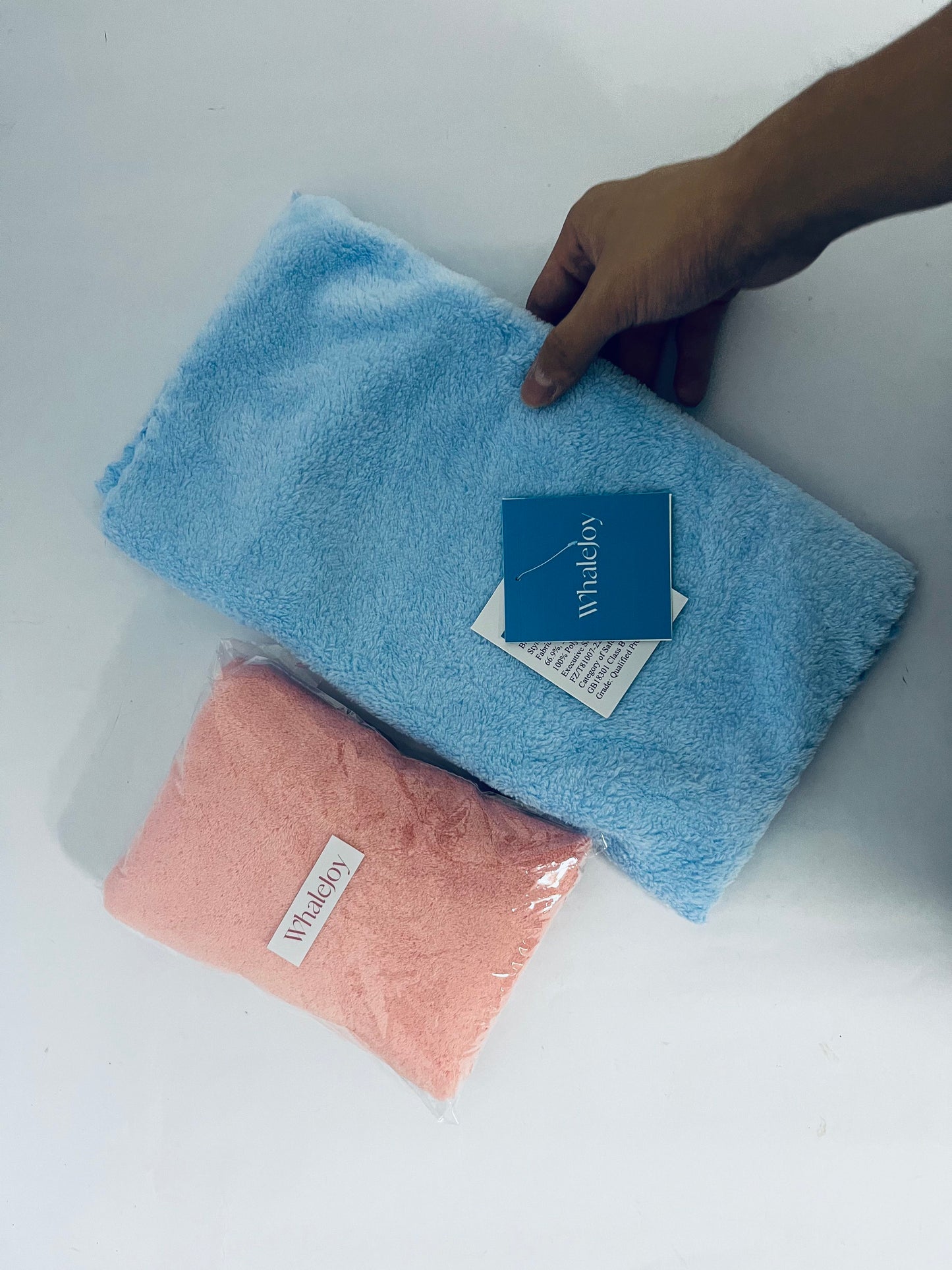 WhaleJoy Bath Towels Set 27 x 54 Inches, 100% Cotton, Larger & Lighter Weight, Quicker to Dry, Super Soft and Absorbent, Perfect for Bathroom