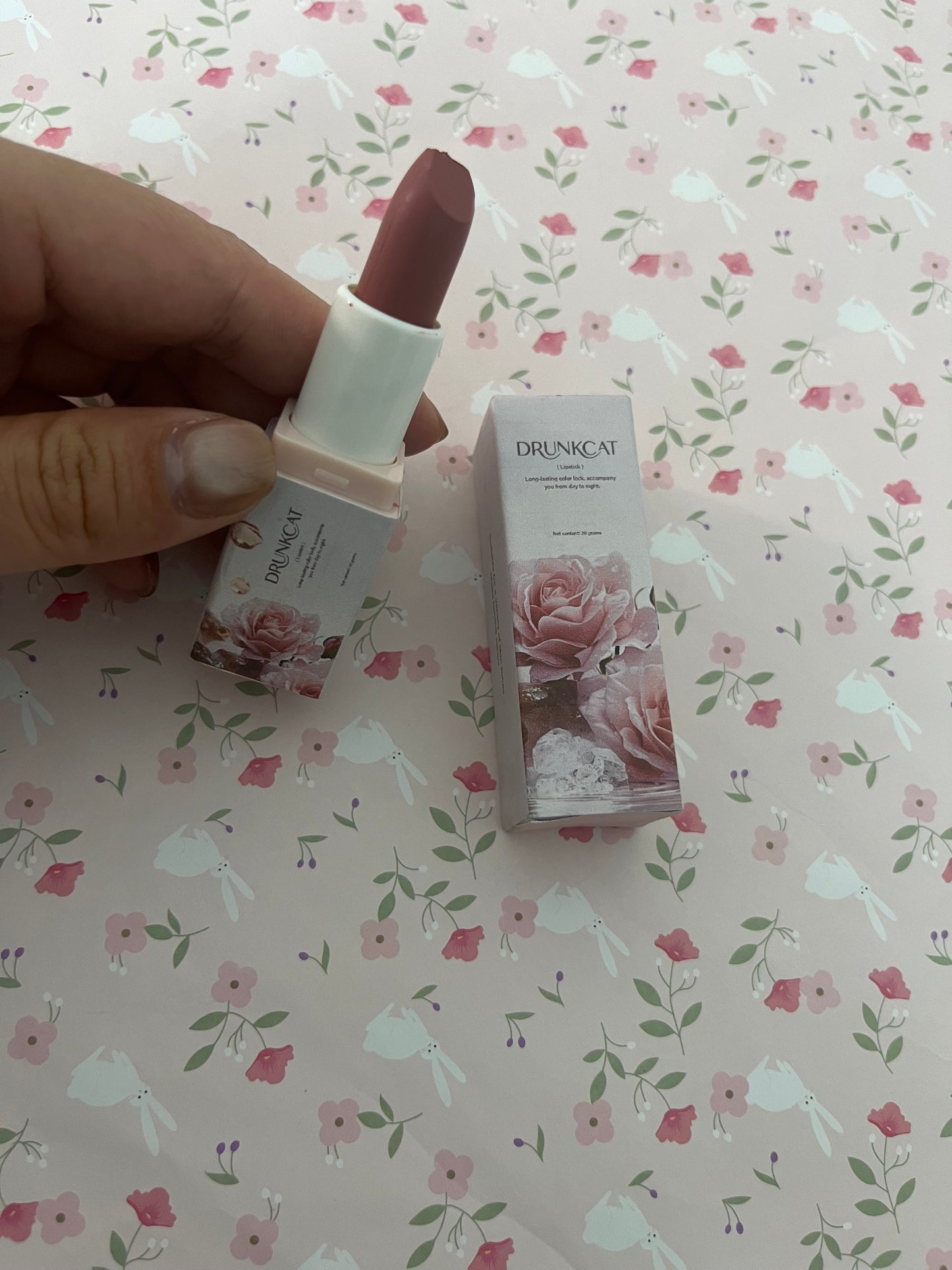 DRUNKCAT Matte Nude Lipstick Silky Velvet  Non-Stick Cup Waterproof Long Lasting Matte Lipstick for Women Daily Professional