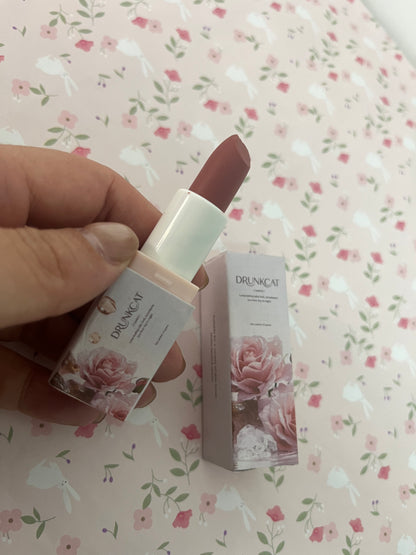 DRUNKCAT Matte Nude Lipstick Silky Velvet  Non-Stick Cup Waterproof Long Lasting Matte Lipstick for Women Daily Professional