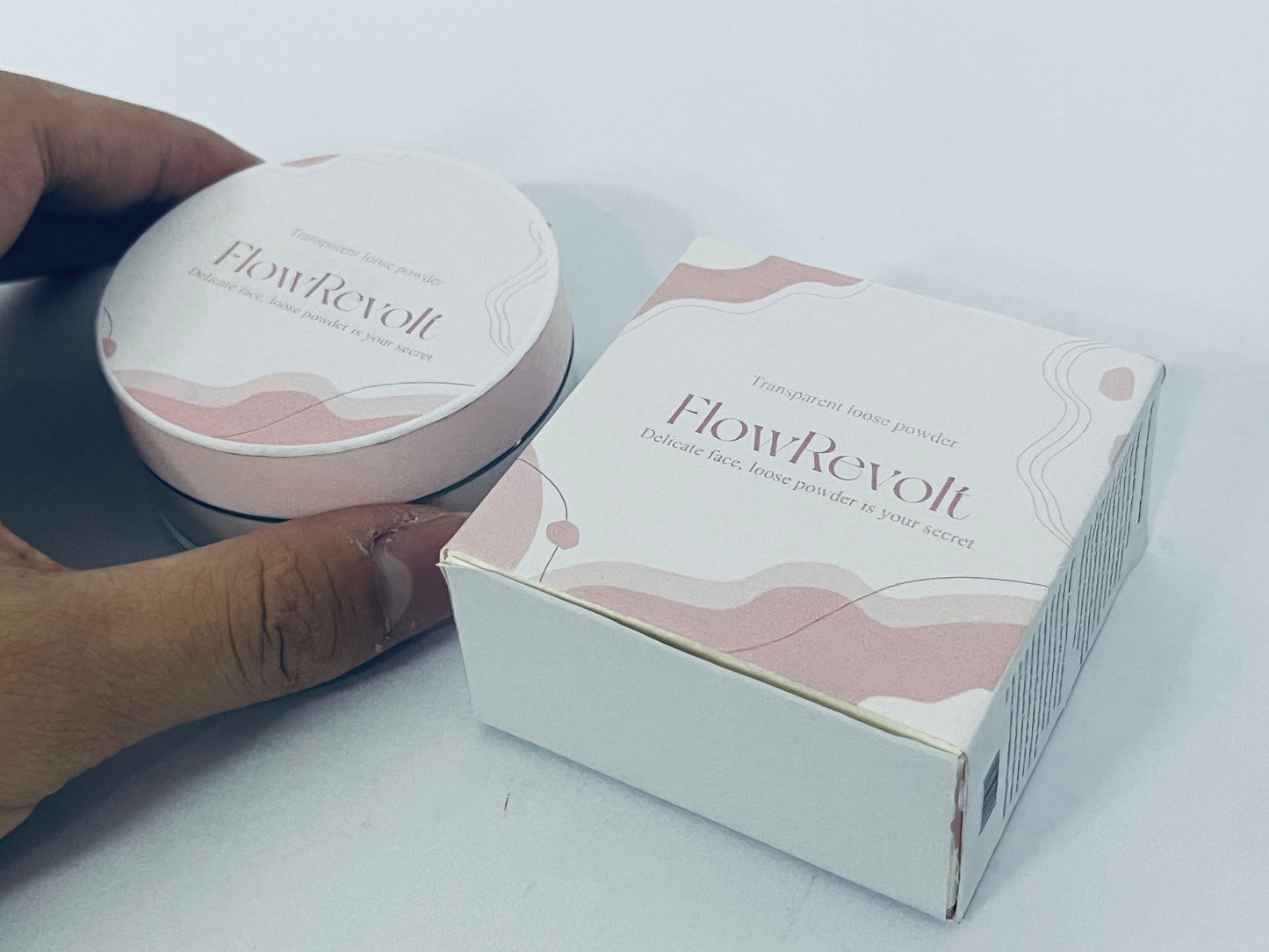  FlowRevolt Loose Setting Powder, Face Powder Makeup & Finishing Powder for Light, Medium & Tan Skin Tones