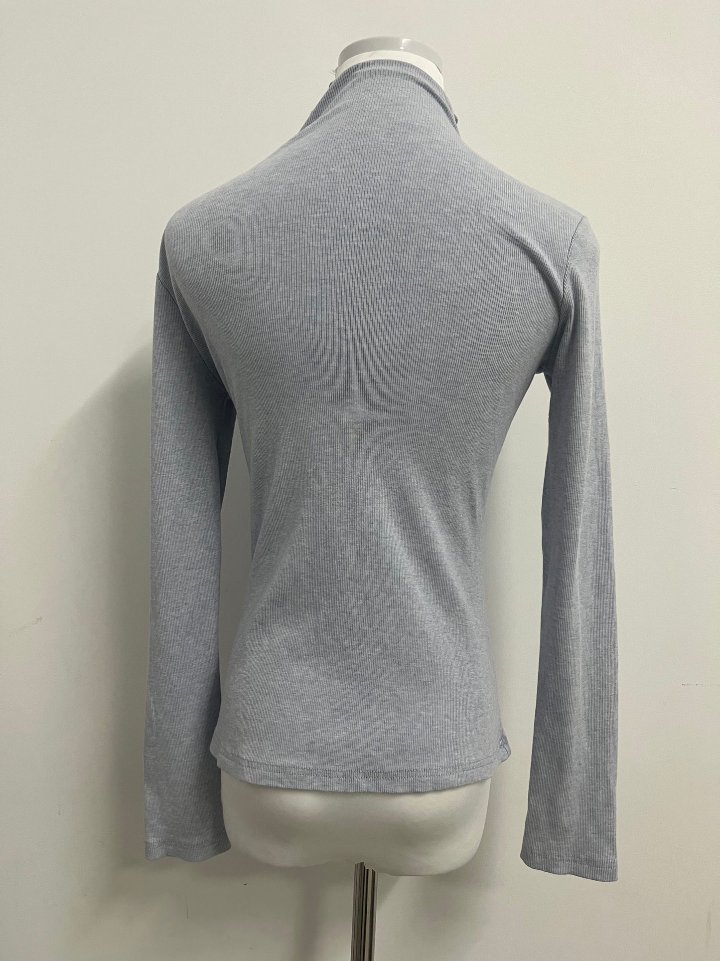 Wishello Women's Cutout Tops Basic Long Sleeve Round Neck Slim Fit Sweaters