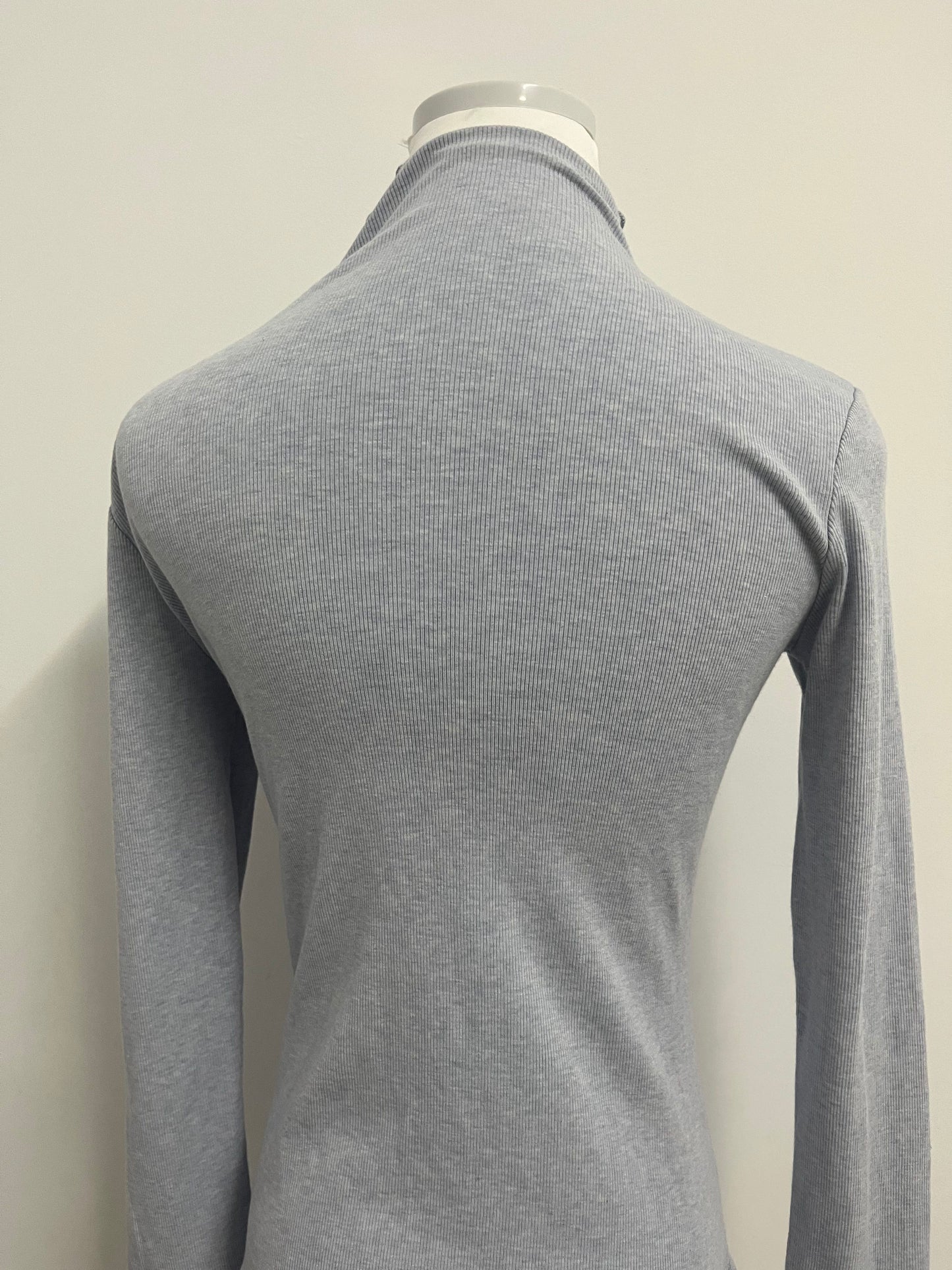 Wishello Women's Cutout Tops Basic Long Sleeve Round Neck Slim Fit Sweaters