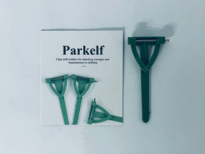 Parkelf Clips with holders for attaching corsages and boutonnieres to clothing 30 Pcs Plastic Boutonniere Safety Pins Wedding Brooch T-Shaped Corsage Pins Safety Clips for Wedding DIY Flower Brooch Boutonniere Supplies, Green (Triangle)