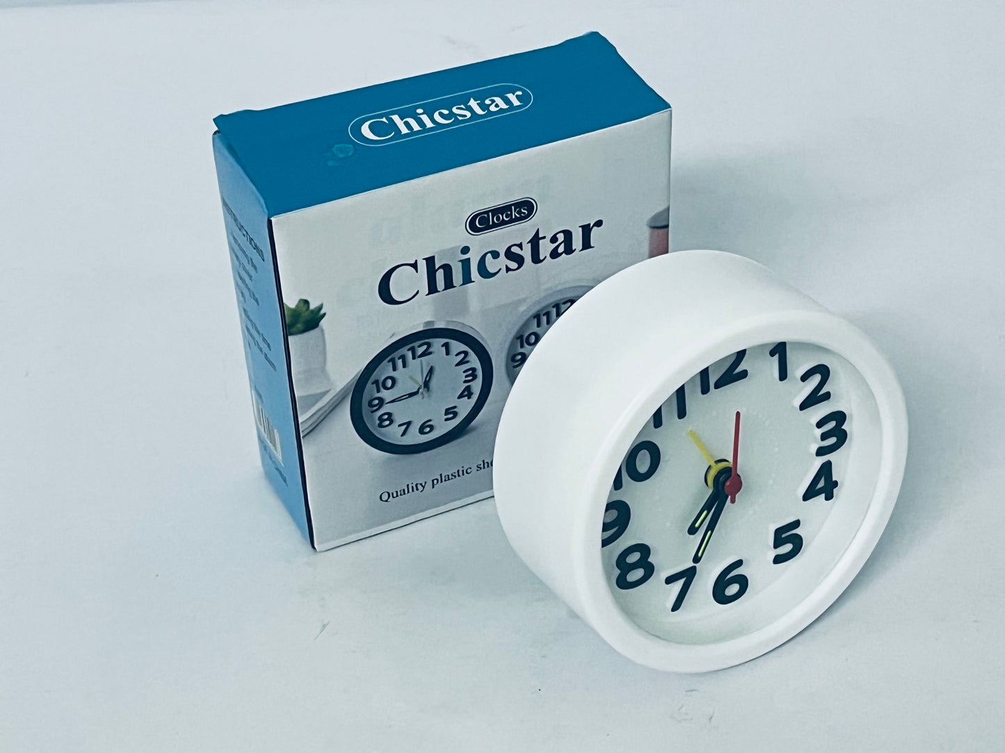 Chicstar Clocks Desktop Clock – No-Tick Design – Easy to Read Silent Sweep Mantle Clock – Quiet Tabletop Clocks with Hands, & Battery Cover; White