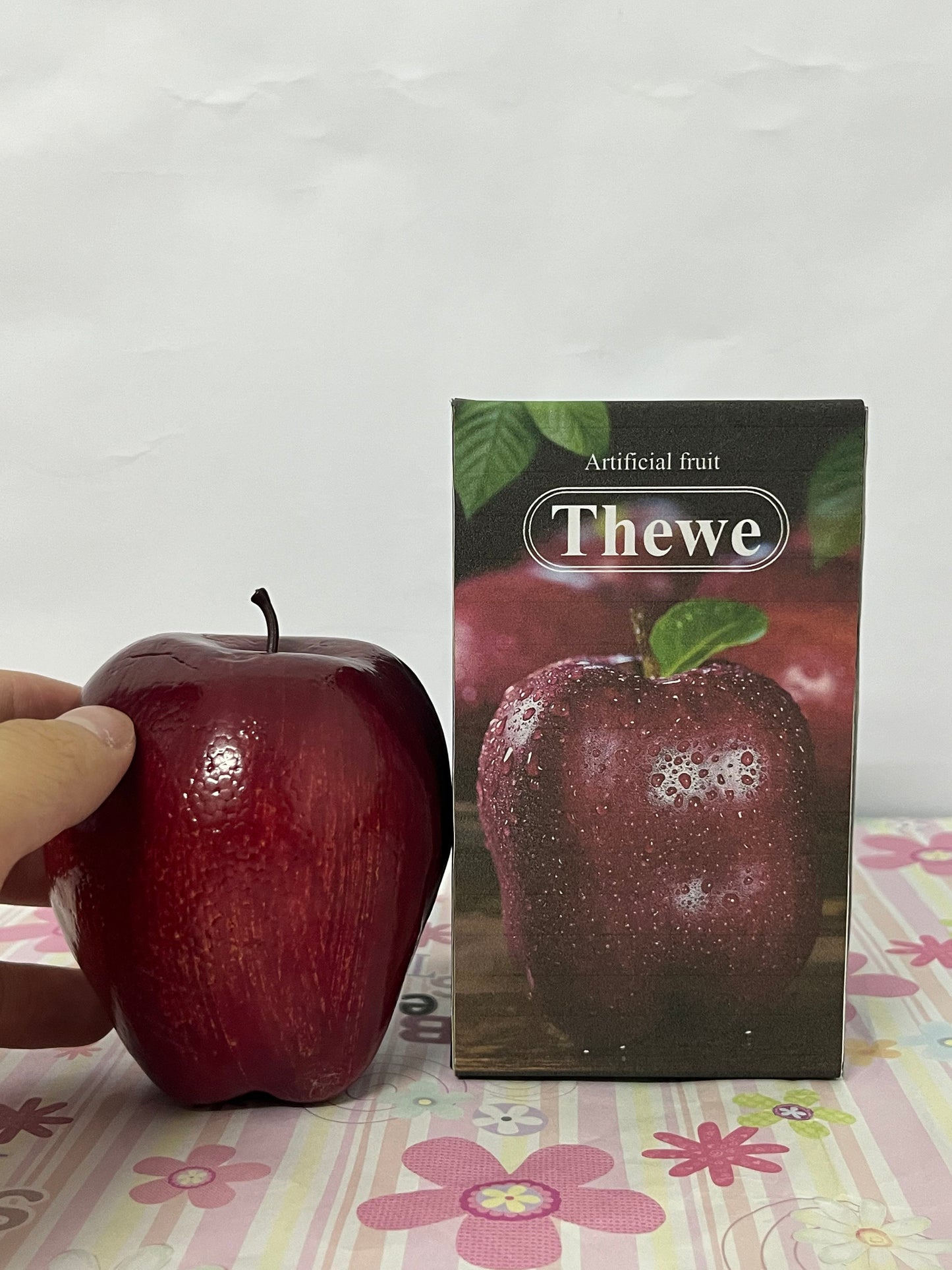 Thewe Artificial fruit Fake Simulation Fruit for Home Kitchen Party Photography Prop Wedding Decoration (1Pc Dark Red Apples)