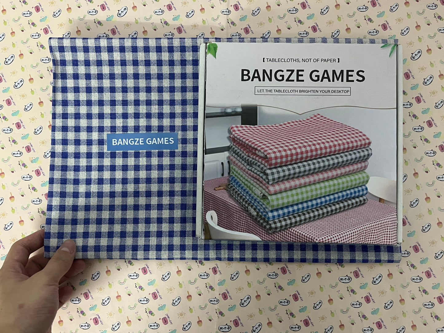 BANGZE GAMES Tablecloths, not of paper Rectangle Plastic Tablecloth 54 x 108 Inches Premium Royal Blue Checkered Decorative Table Cover for Baby Shower, Birthday, Wedding, Indoor and Outdoor use