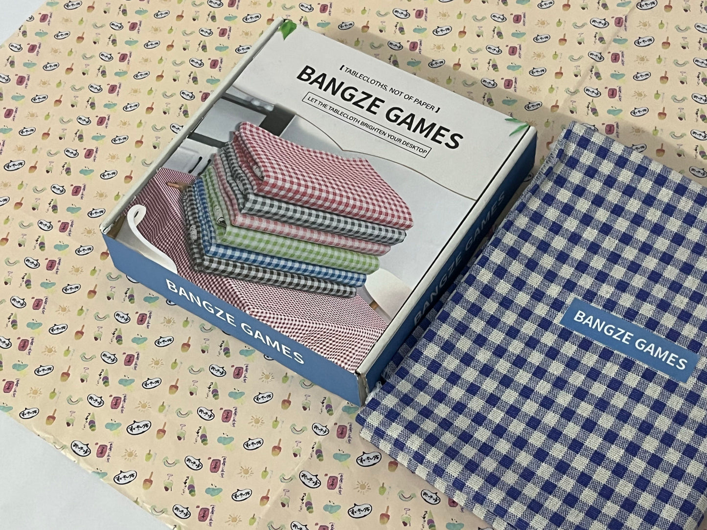 BANGZE GAMES Tablecloths, not of paper Rectangle Plastic Tablecloth 54 x 108 Inches Premium Royal Blue Checkered Decorative Table Cover for Baby Shower, Birthday, Wedding, Indoor and Outdoor use
