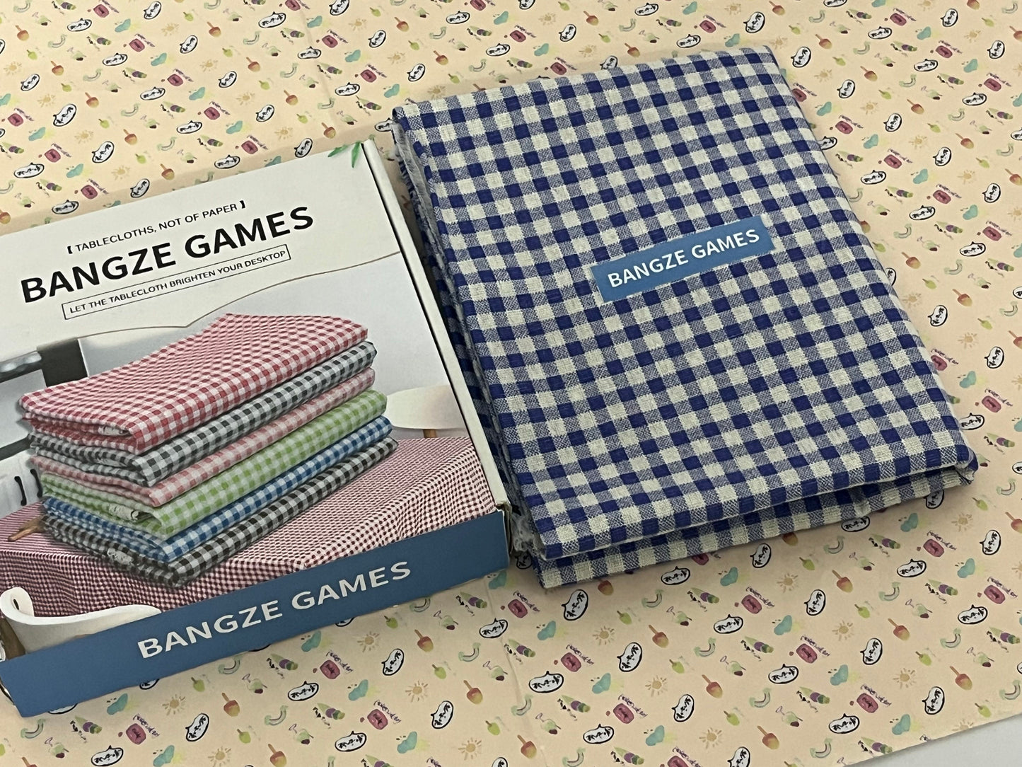 BANGZE GAMES Tablecloths, not of paper Rectangle Plastic Tablecloth 54 x 108 Inches Premium Royal Blue Checkered Decorative Table Cover for Baby Shower, Birthday, Wedding, Indoor and Outdoor use