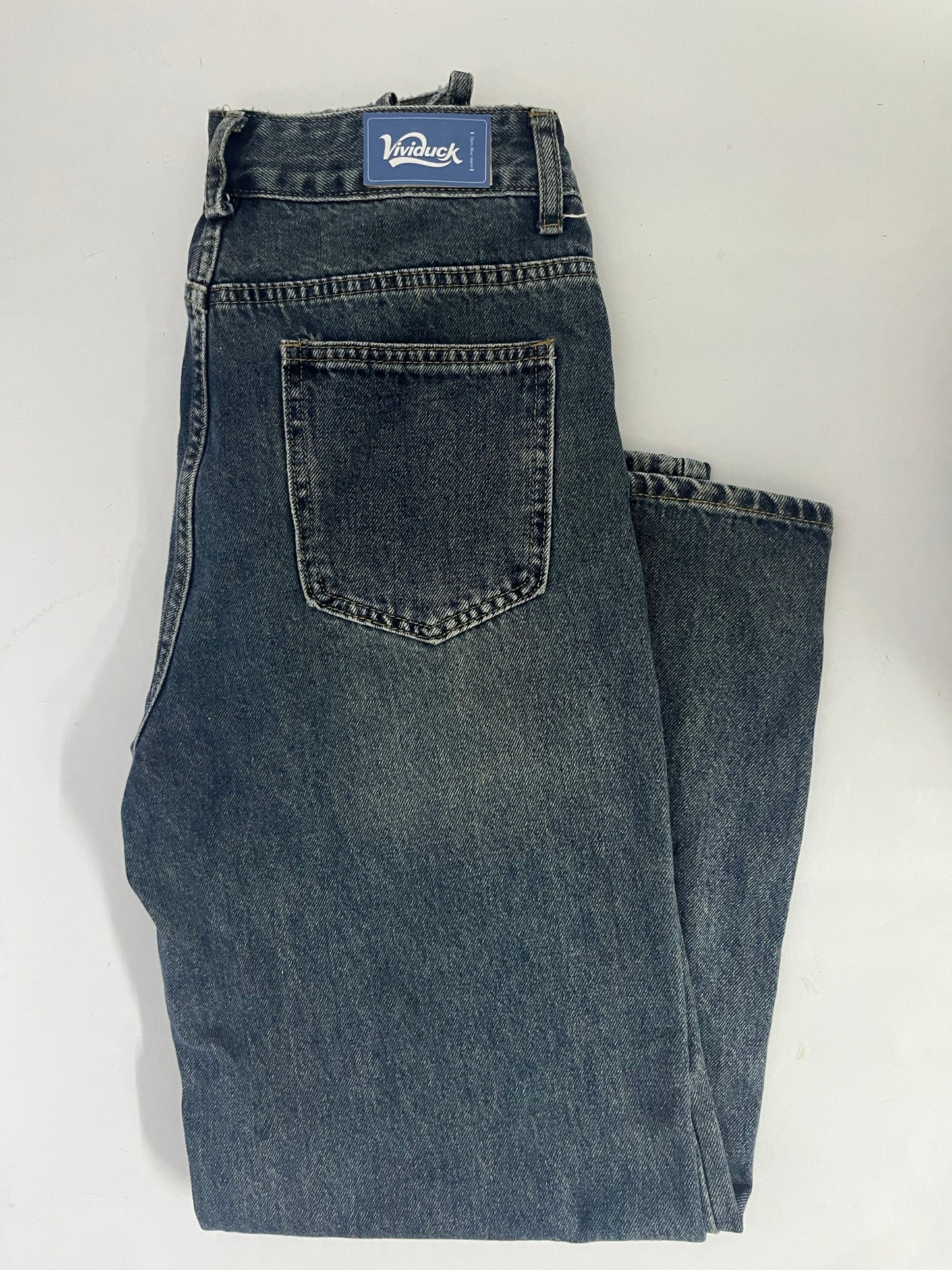 Vividuck  Non-Stretch Regular Fit Straight-Leg Denim Pants Jeans