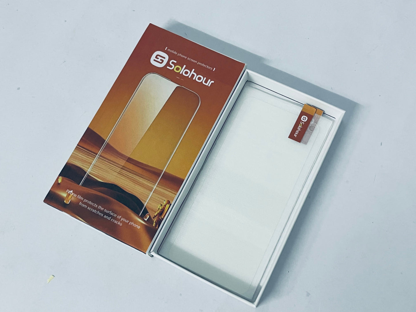Solohour Tempered Glass Screen, 9H Hardness Anti-Scratch, Shockproof, HD Clear, Full Coverage, 2-Pack