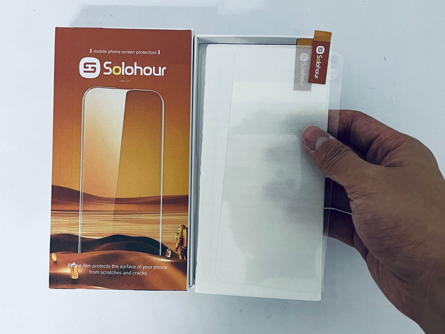 Solohour Tempered Glass Screen, 9H Hardness Anti-Scratch, Shockproof, HD Clear, Full Coverage, 2-Pack