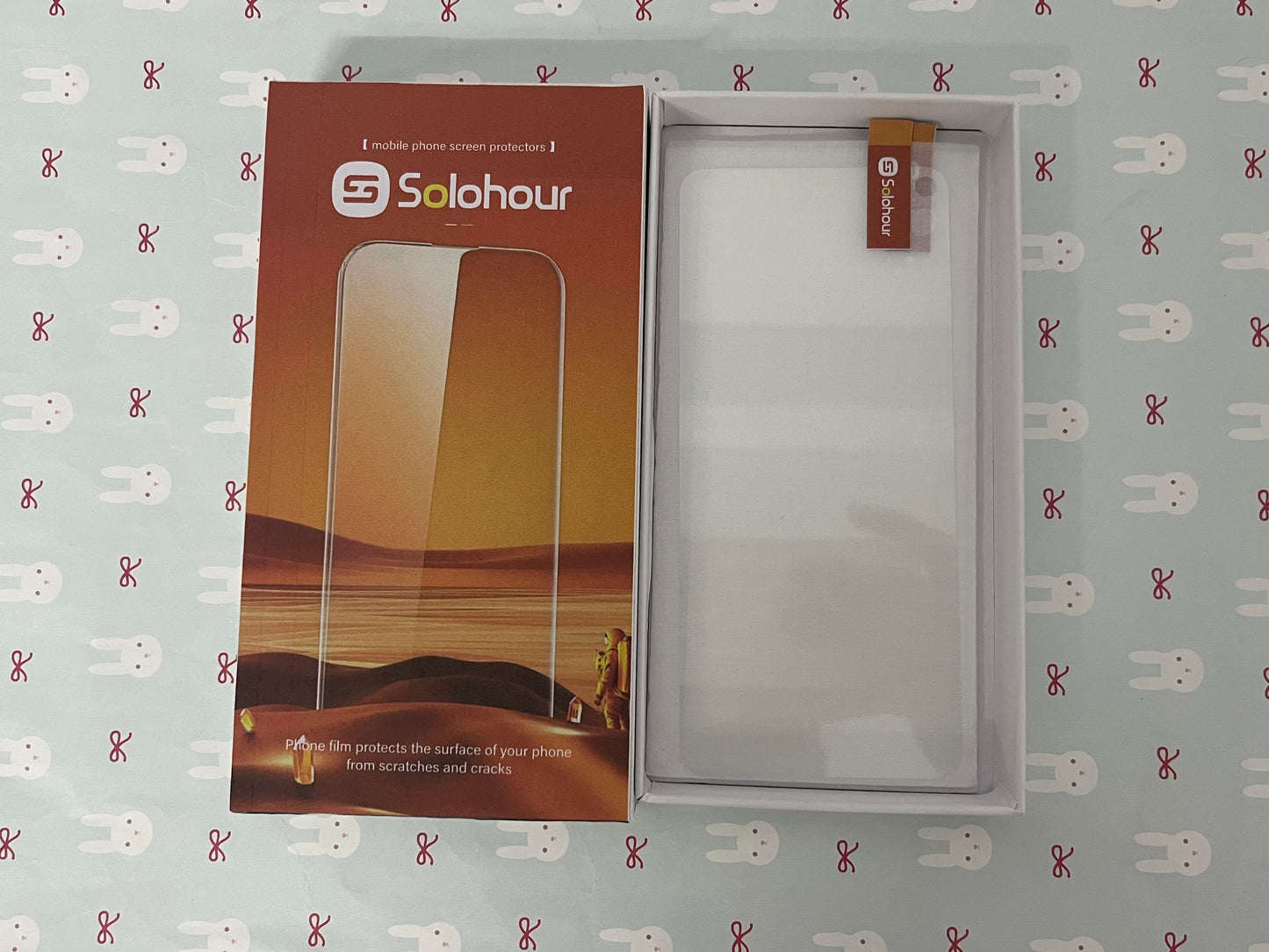 Solohour Tempered Glass Screen, 9H Hardness Anti-Scratch, Shockproof, HD Clear, Full Coverage, 2-Pack