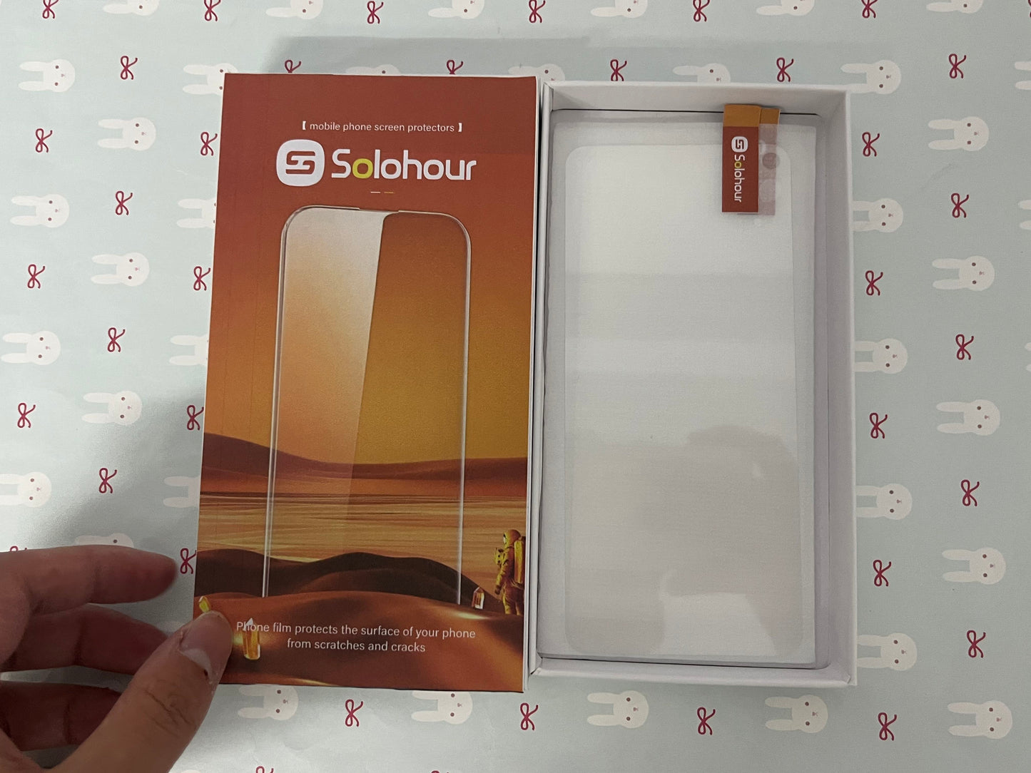 Solohour Tempered Glass Screen, 9H Hardness Anti-Scratch, Shockproof, HD Clear, Full Coverage, 2-Pack