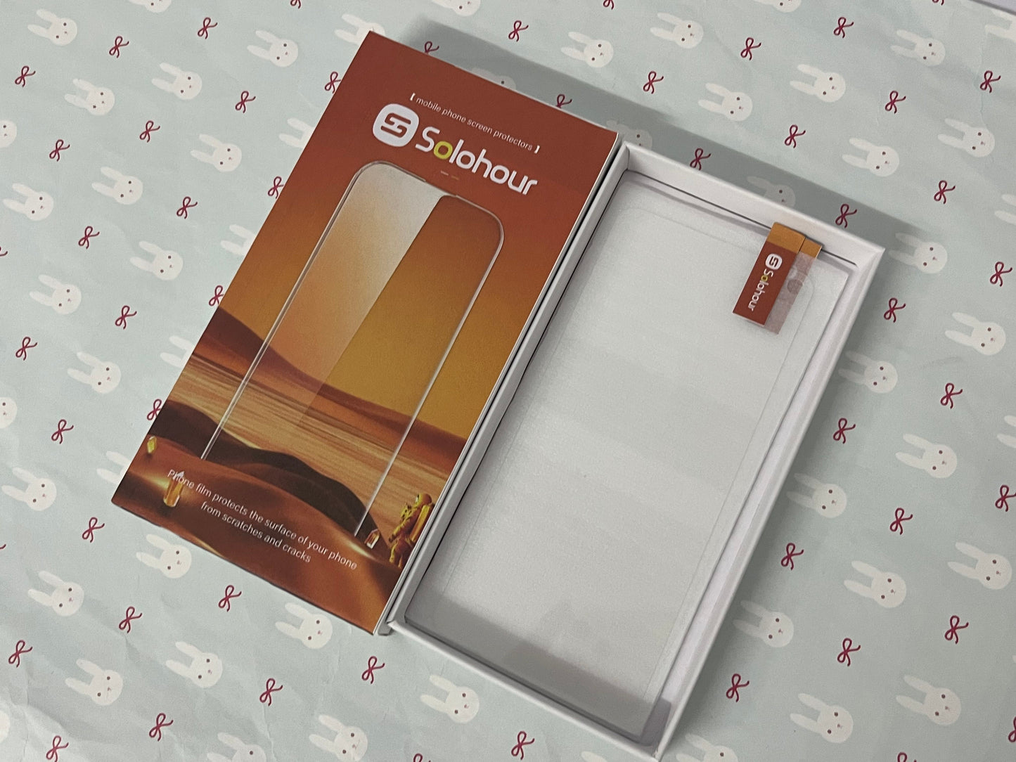 Solohour Tempered Glass Screen, 9H Hardness Anti-Scratch, Shockproof, HD Clear, Full Coverage, 2-Pack