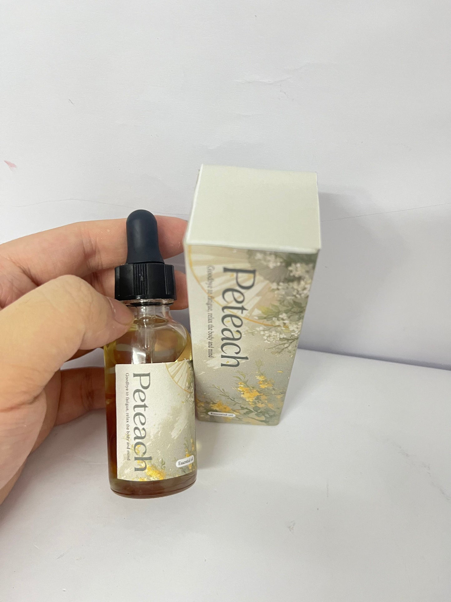 Peteach Lemongrass Essential Oil 1.01fl.oz/30ml,  Lemongrass Oils Long Lasting Scents for Aromatherapy, Diffuser, DIY Soap and Candle Making