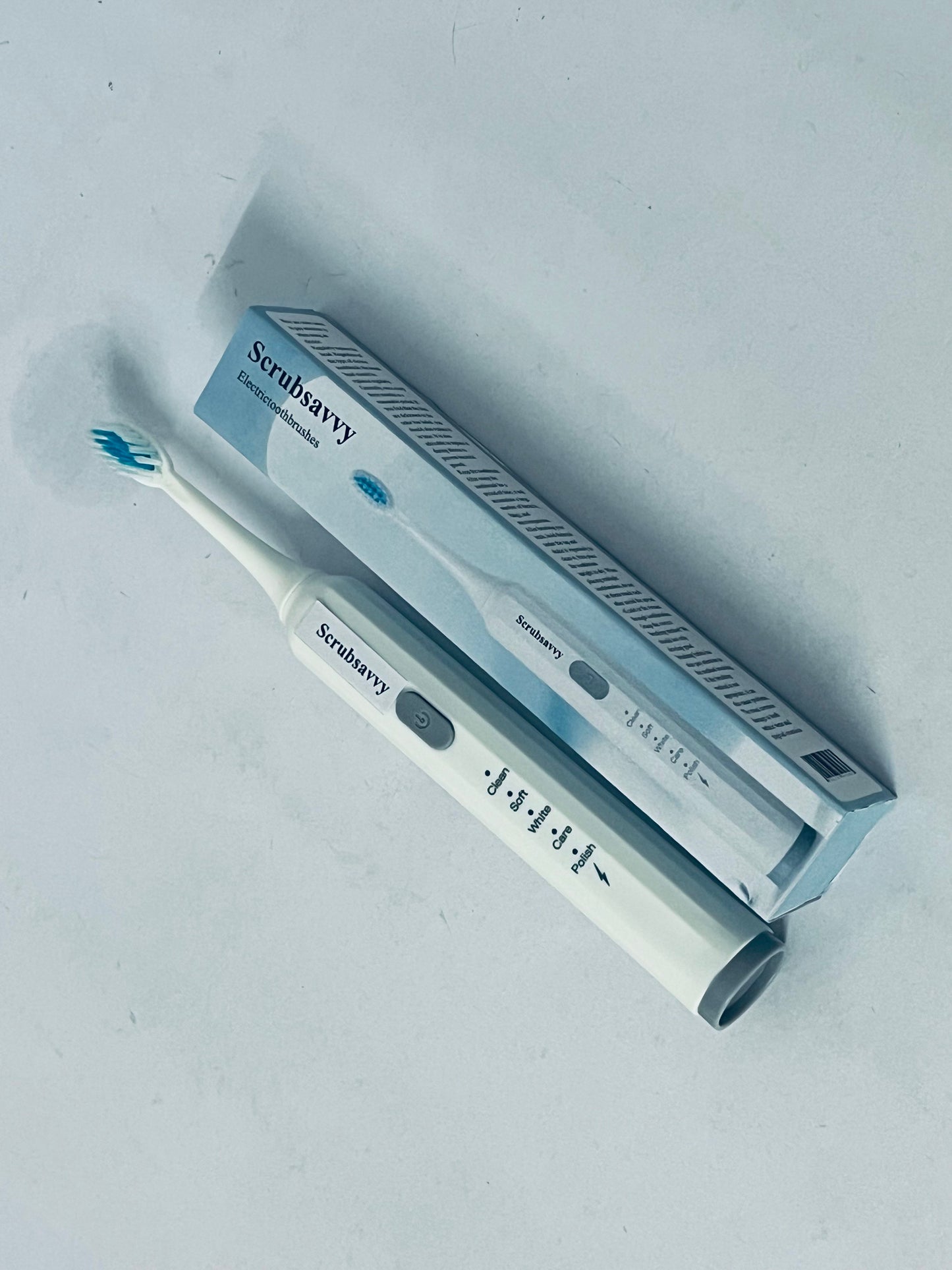 Scrubsavvy Electric toothbrushes Toothbrush w/ 5 Brushing Modes, 2min. auto-Timer, 30sec. Quad-Reminder and Long-Lasting, Extended Charge Battery (White)