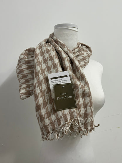 PrettyMyth Scarfs Houndstooth Scarf - The Perfect Blend of Classic and Warmth