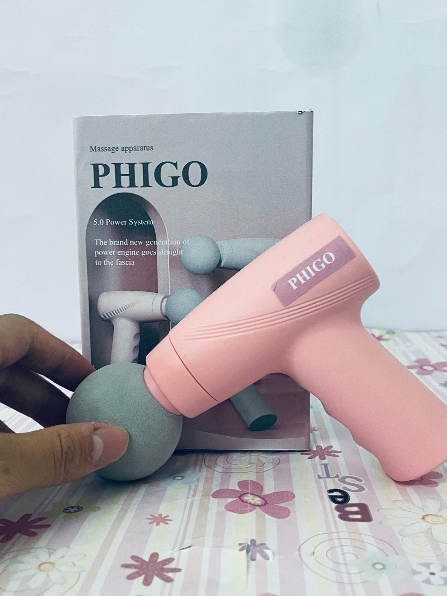 PHIGO Massage apparatus Mini Massage Gun-Pink，Muscle Deep Tissue Massager Gun, Handheld Percussion Massager, Portable Quiet Massage Gun with Carry Case for Home Office Gym Motehr Day Gifts for Women Men Her