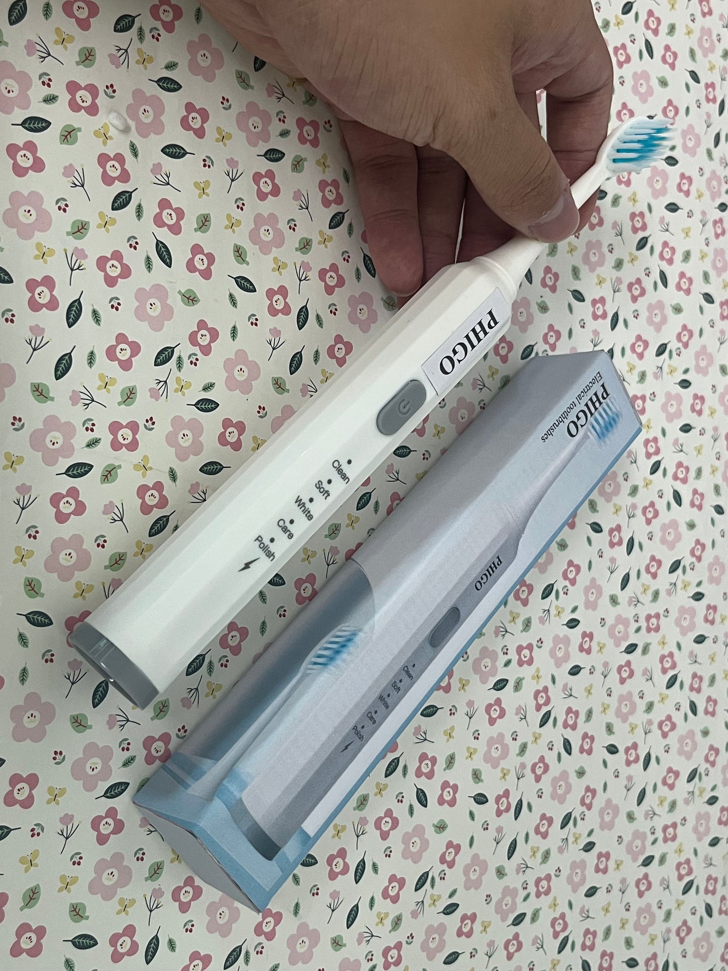 PHIGO Electrical toothbrushes Built Battery Speed Vibration USB Charging Electric Toothbrush for Adults Boys and Girls