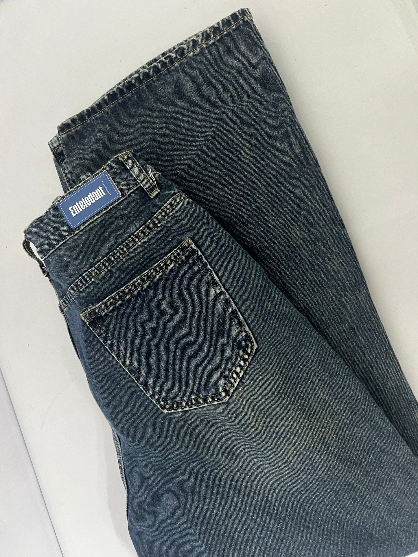 Entelodont Jeans Retro Gray Jeans - A Dual Gift of Comfort and Trend