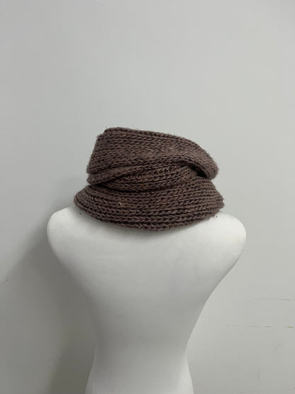 Berthe Deep Brown Knit Scarf - Winter Essential for Layering & Cold-Weather Looks