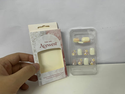 Acewest False Nails: Off-White Floral & Glitter Decorative Artificial Nails – Delicate Finger Beauty Accessories