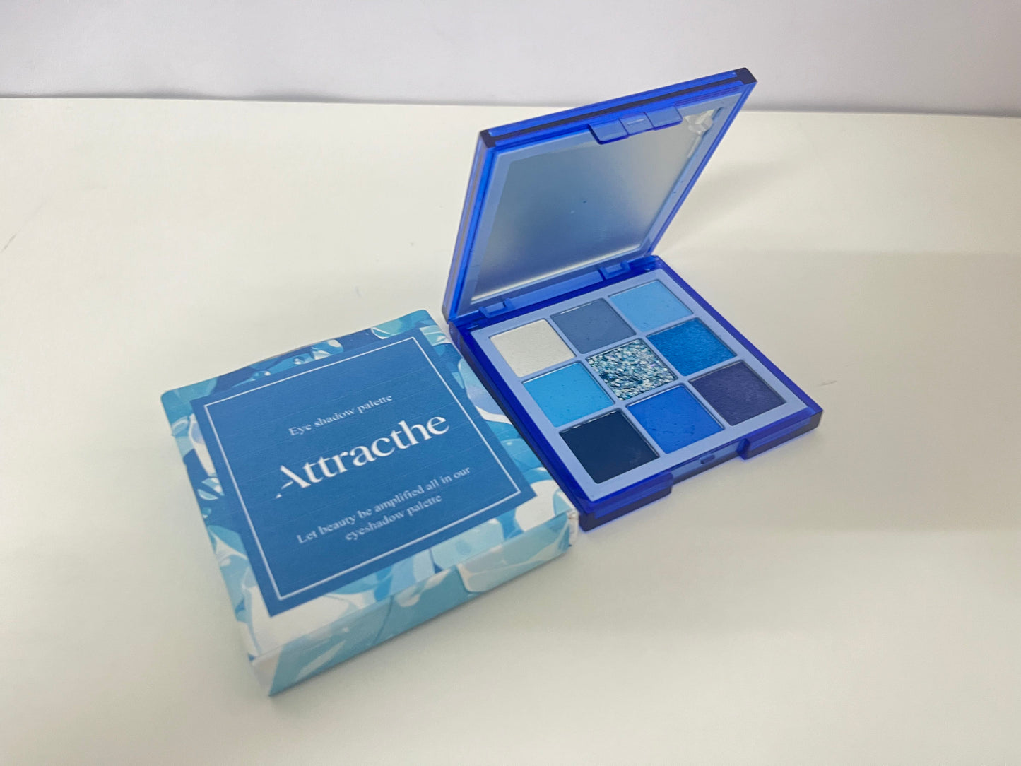 Attracthe Deep Sea Blue Eyeshadow Palette Multi-Texture Color Scheme An Atmospheric Item for Eye Makeup Looks