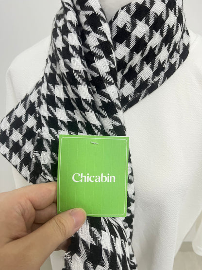 【Chicabin Black & White Houndstooth Scarf】—— Timeless & Stylish Accessory