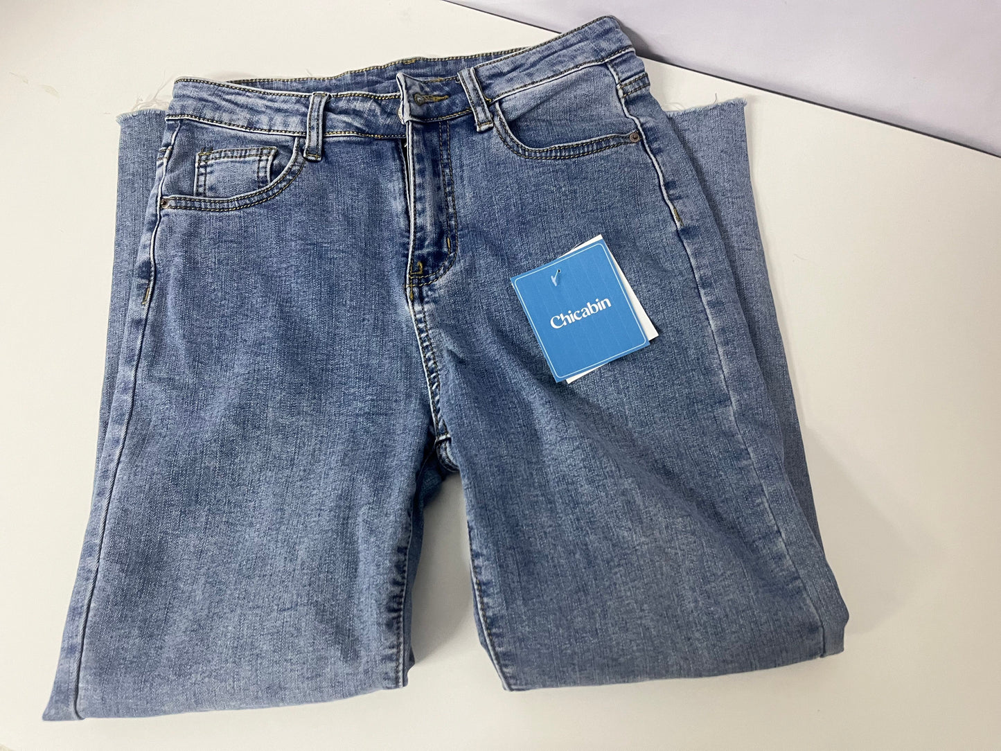 【Chicabin Light Blue Elastic Jeans】—— Stylish & Comfortable Daily Bottoms