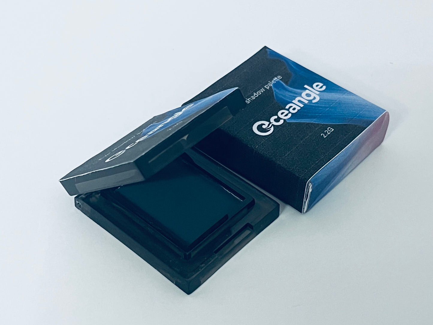 Oceangle Cool-Tone Black Glitter Single Eyeshadow: A Versatile Tool for Edgy Atmosphere Eye Makeup