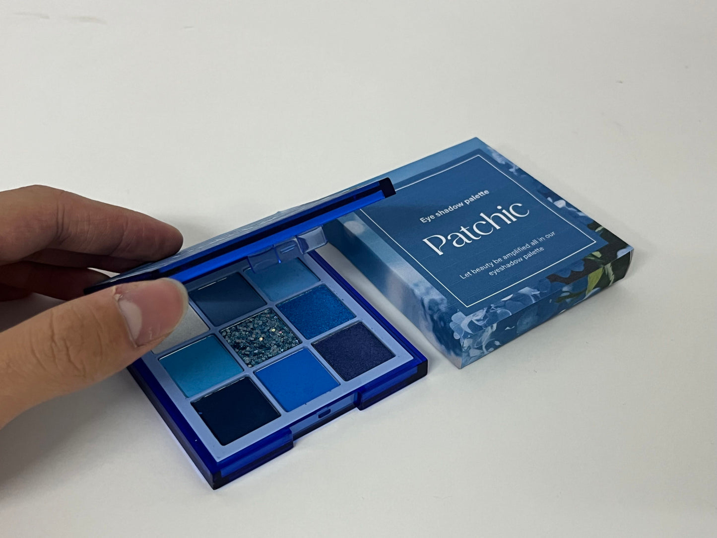 【Patchic Eye Shadow Palette】—— Elegant Choice of Blue-Tone Eye Makeup & Versatility