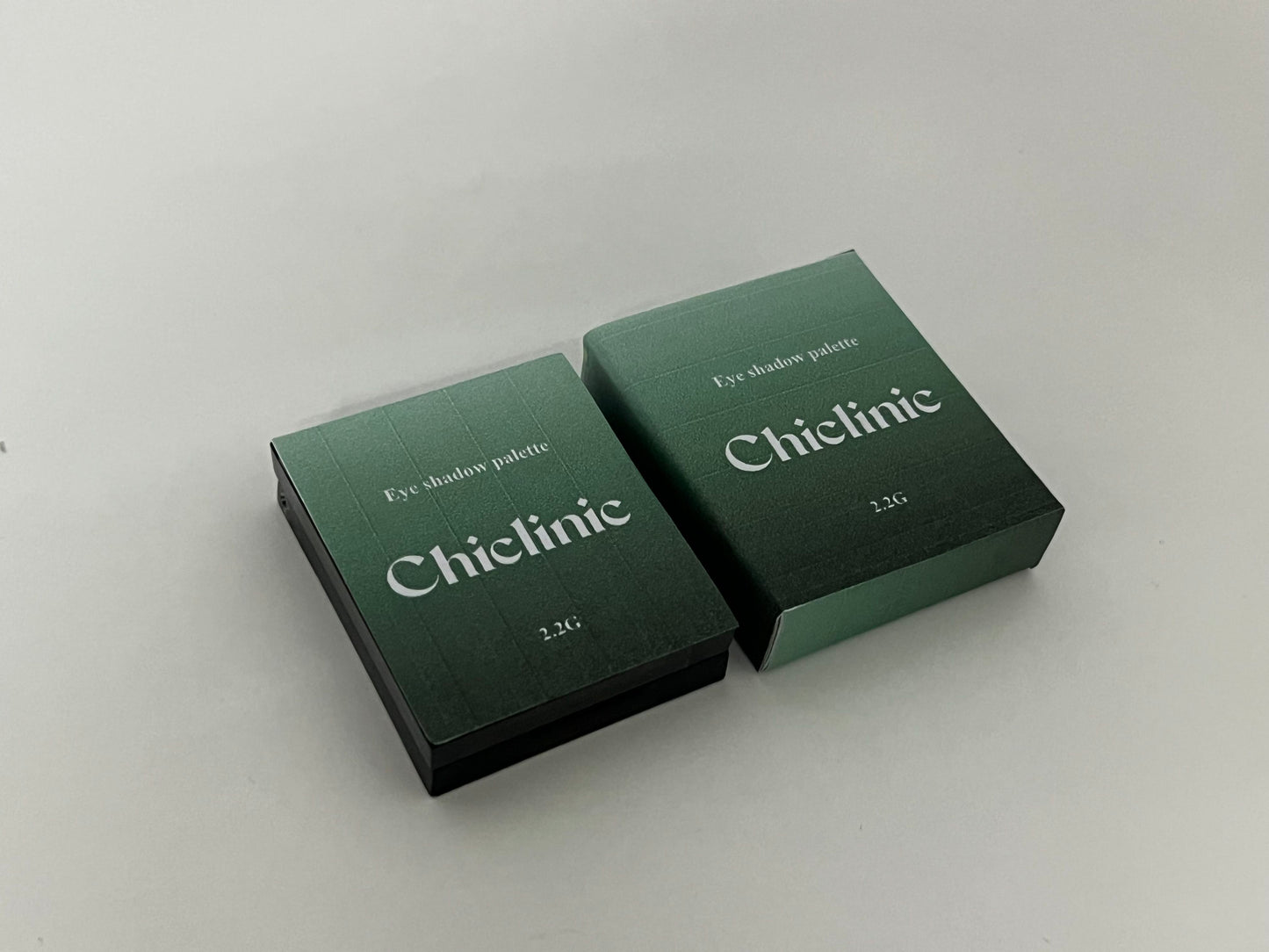 【Chiclinic Eye Shadow Palette】—— Sleek Choice of Eye Makeup & Elegance