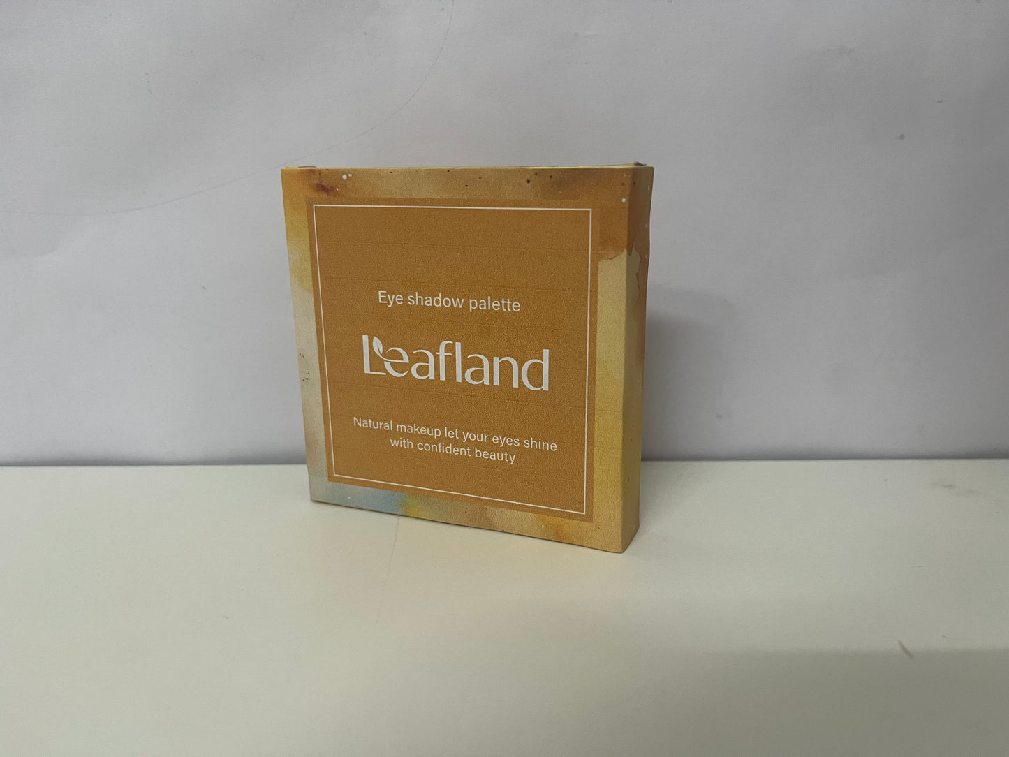 【Leafland Eyeshadow Palette】—— Natural Makeup to Let Your Eyes Shine with Confident Beauty