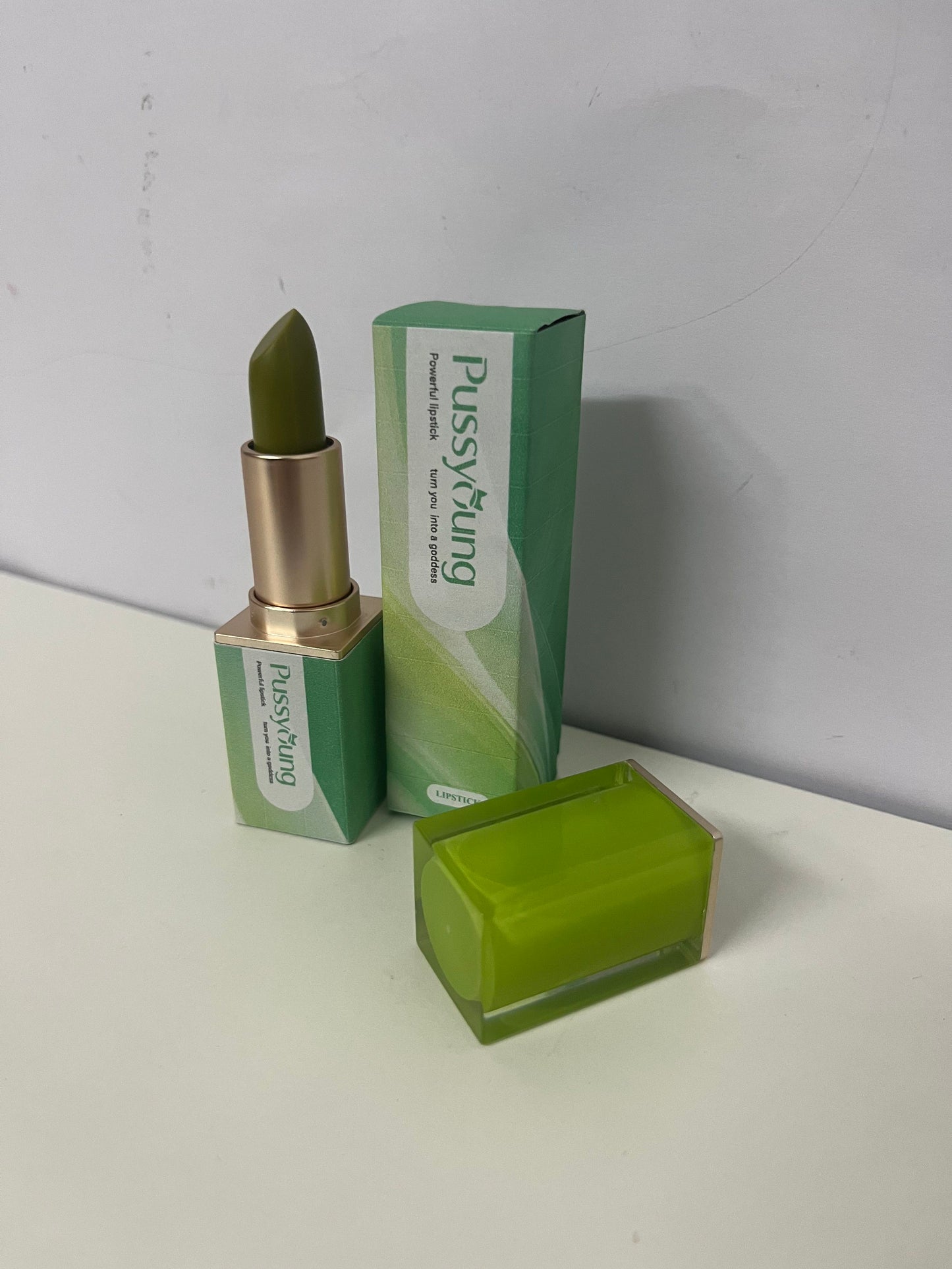 [Pussyoung Lipstick]-Green Grape Temperature-Sensitive Lip Balm - Nourishing Lipstick