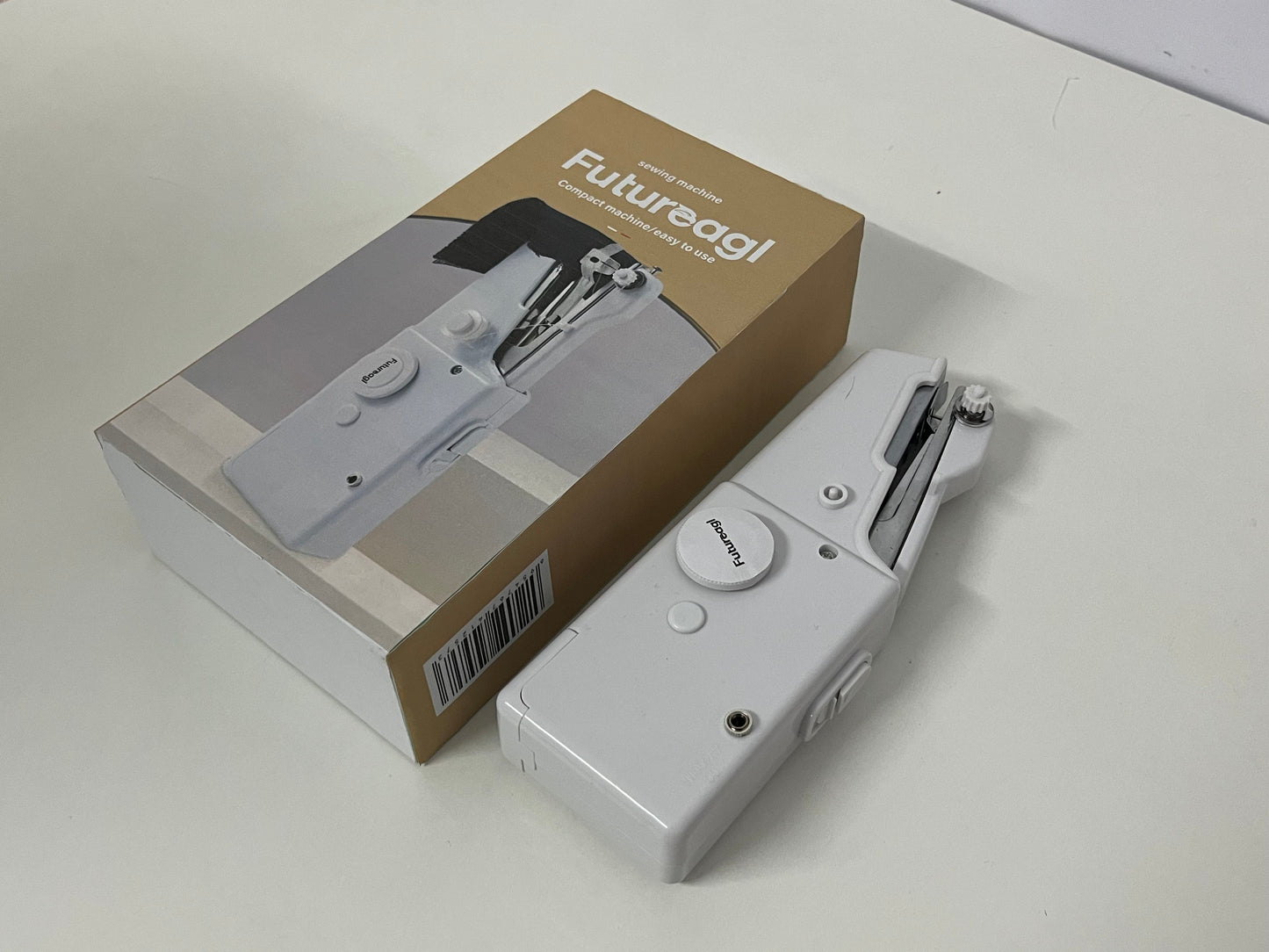 Futureagl Handheld Mini Sewing Machine, Portable Electric Sewing Tool, Multifunctional Compact Stitching Machine for Home Beginners