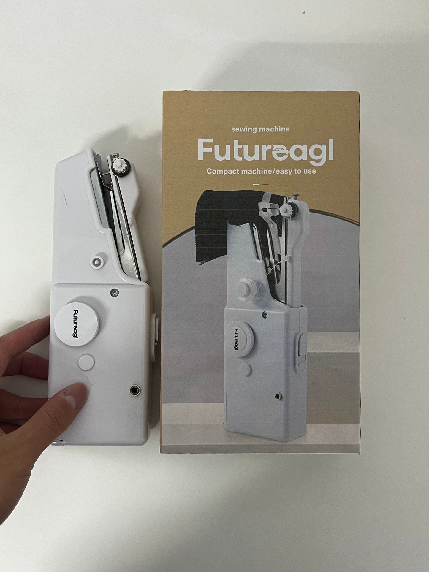 Futureagl Handheld Mini Sewing Machine, Portable Electric Sewing Tool, Multifunctional Compact Stitching Machine for Home Beginners